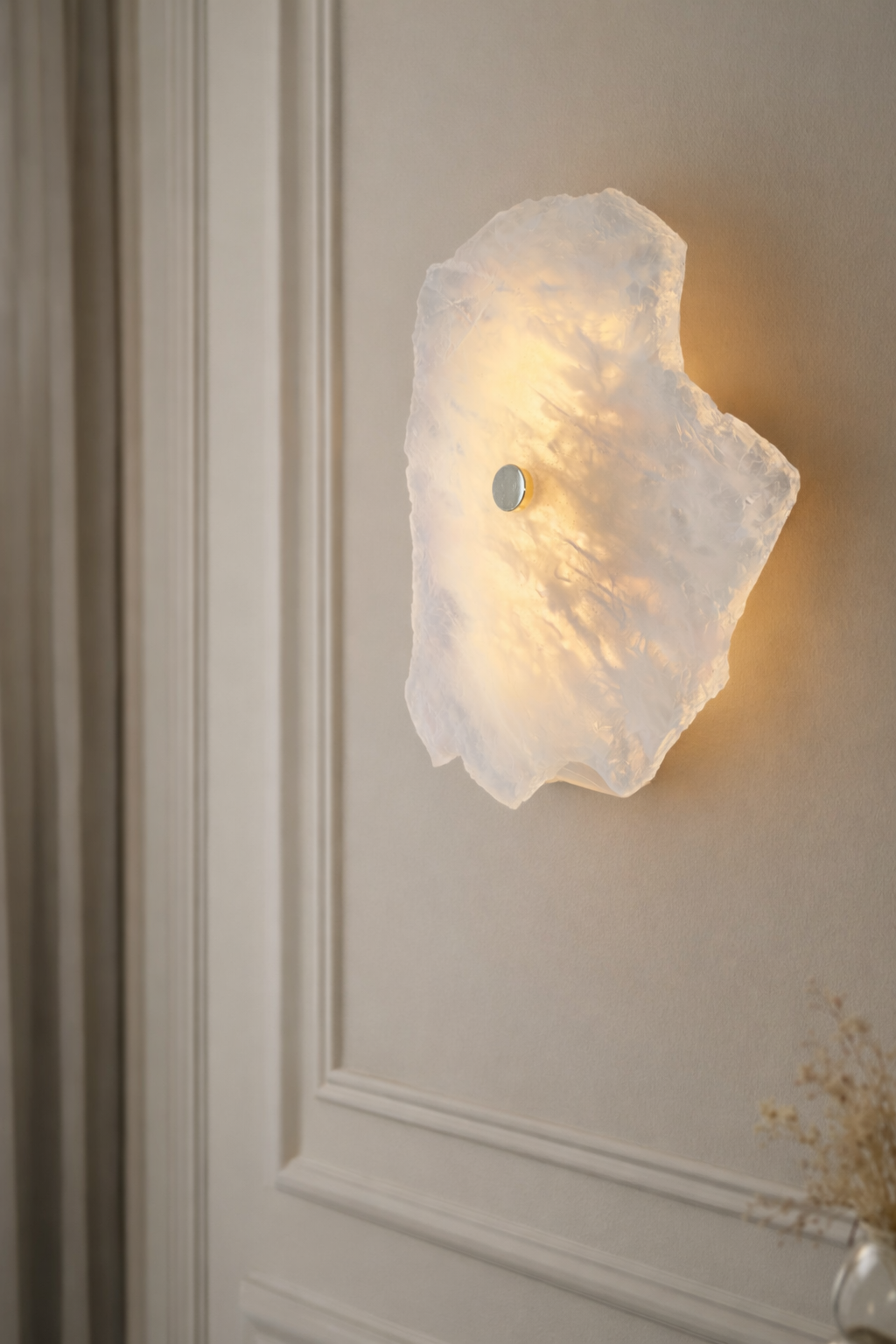 Strata Slab Light - Wireless LED Resin Wall Sconce - Image 1