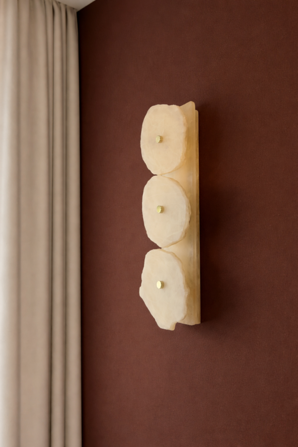Strata Light - Wireless LED Resin Wall Sconce