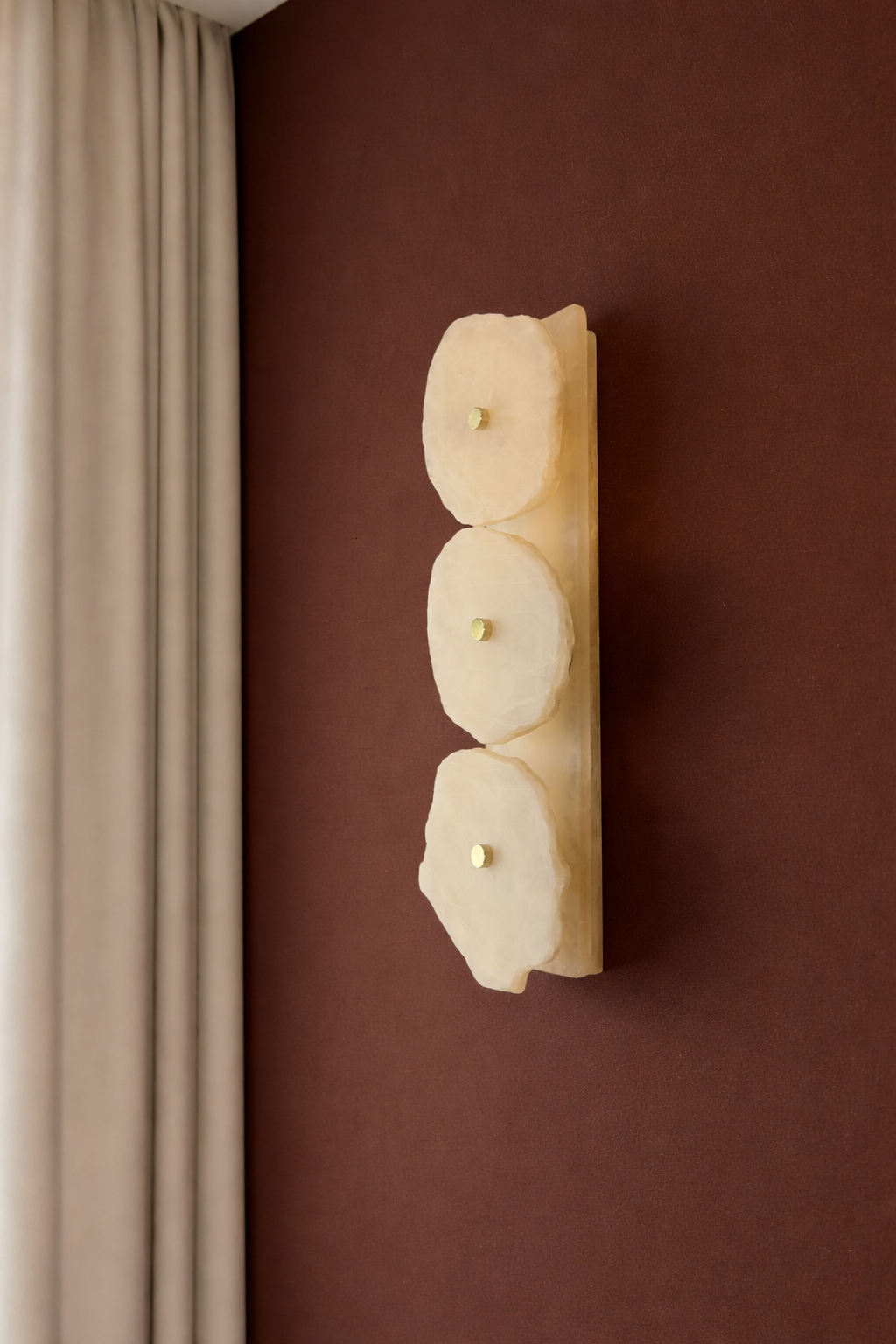 Strata Light - Wireless LED Resin Wall Sconce - Image 2