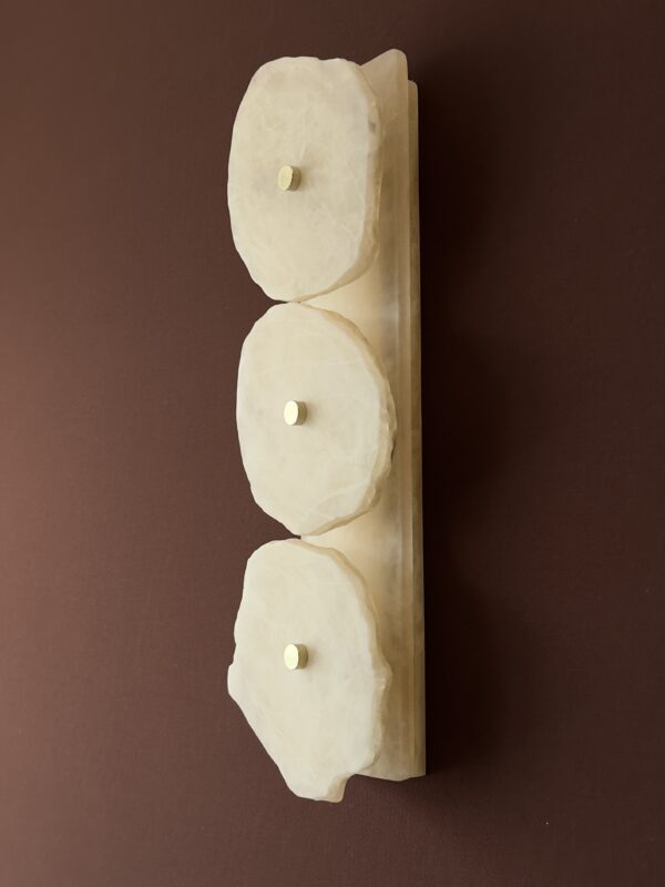 Strata Light - Wireless LED Resin Wall Sconce