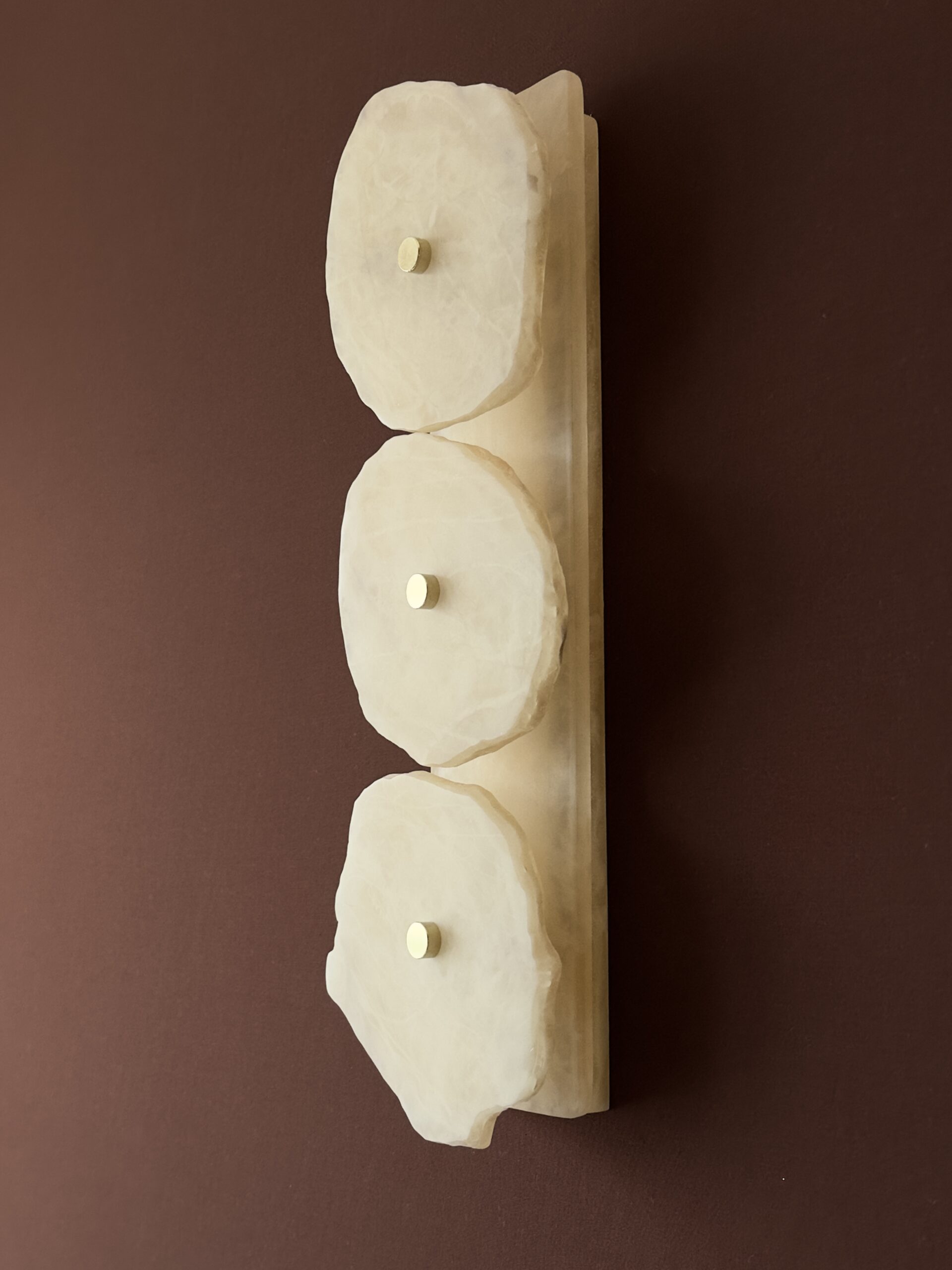 Strata Light - Wireless LED Resin Wall Sconce - Image 4