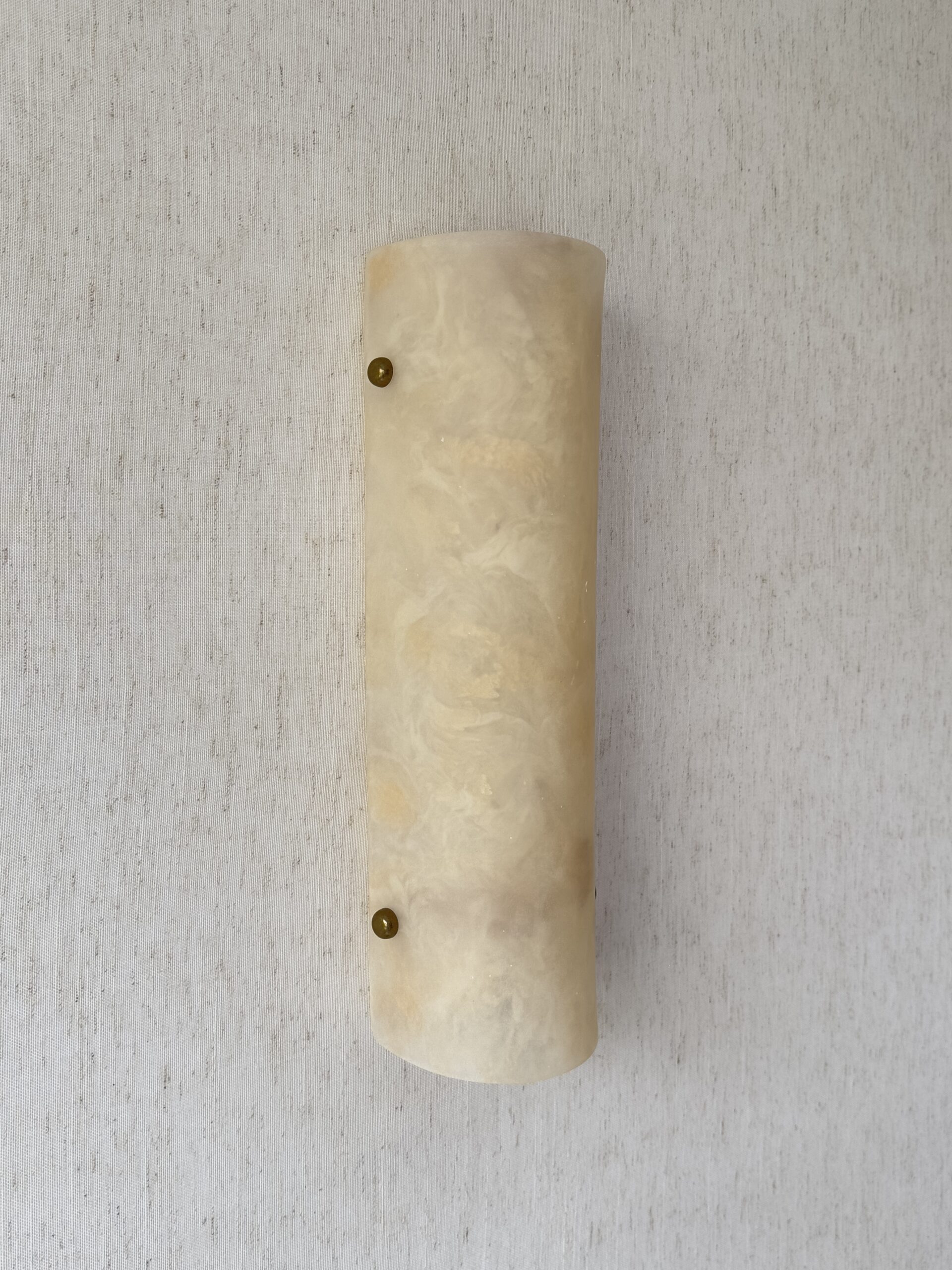 Handmade wireless resin wall sconce with alabaster-inspired finish