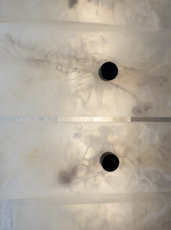 Handmade wireless resin wall sconce with alabaster-inspired finish