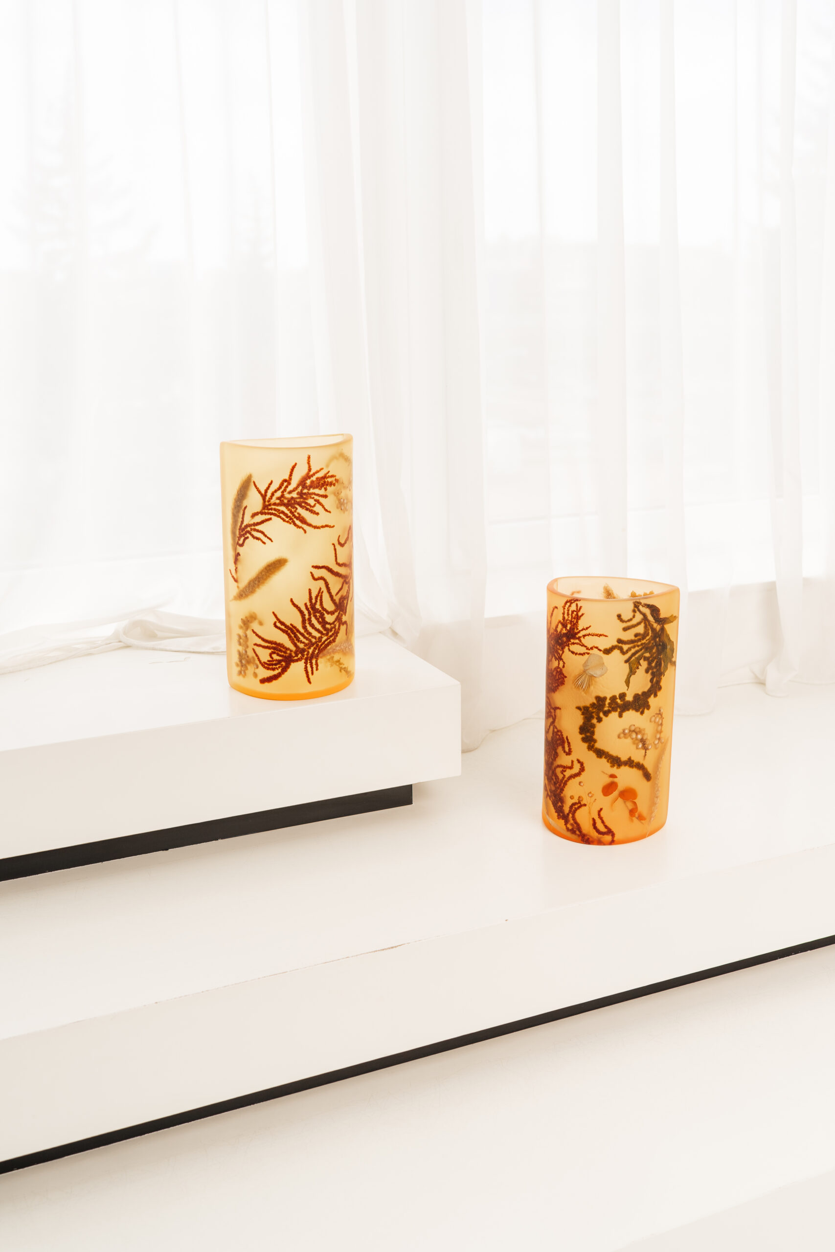 Amber Resin Vessel I - Handmade Botanical Vase - Image 2