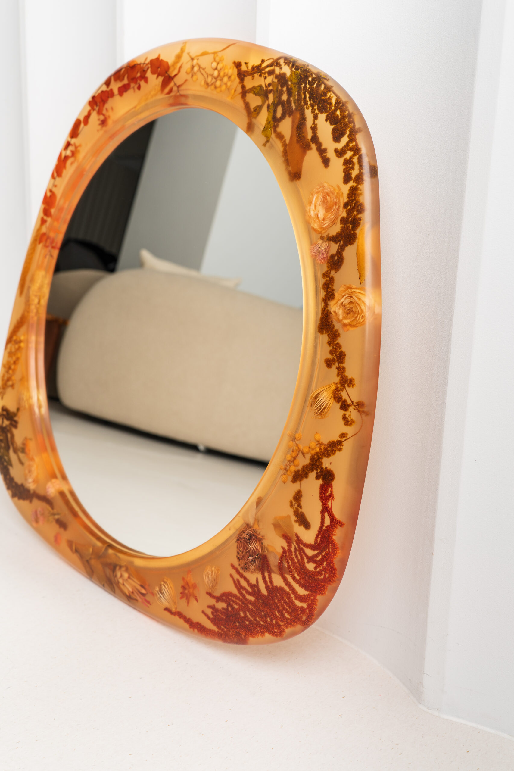 Circle Large Amber Wall Mirror with Organic Botanical Frame - Image 6