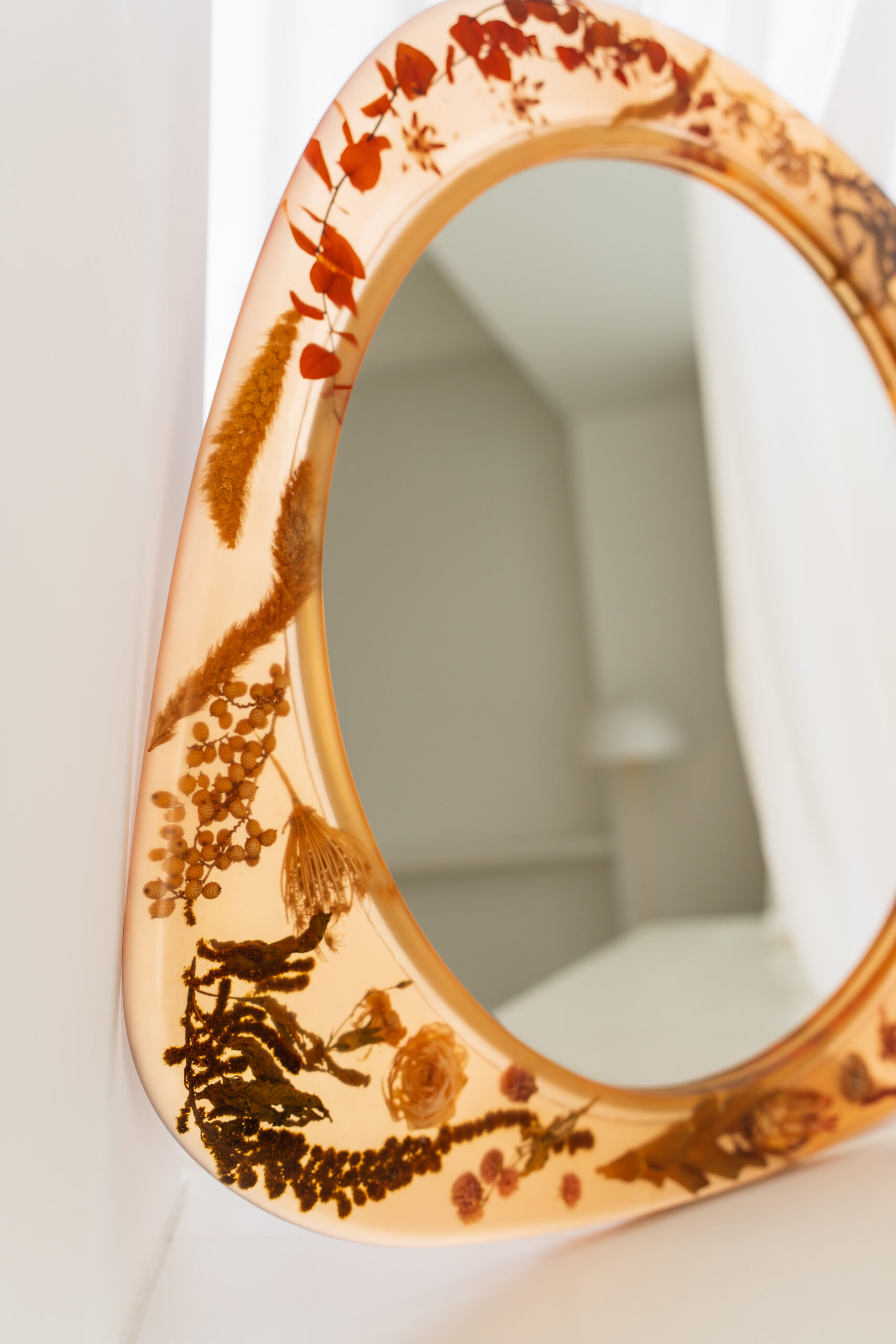 Circle Large Amber Wall Mirror with Organic Botanical Frame - Image 8